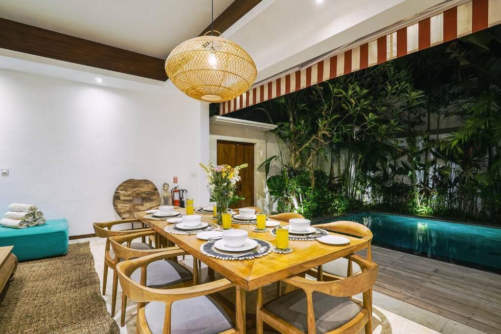 Villa Frangipani Mawe At Berawa Canggu